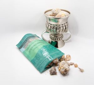 Al-Hojari Frankincense by Nooraqi | Omani Boswellia Sacra Golden Resin Rocks